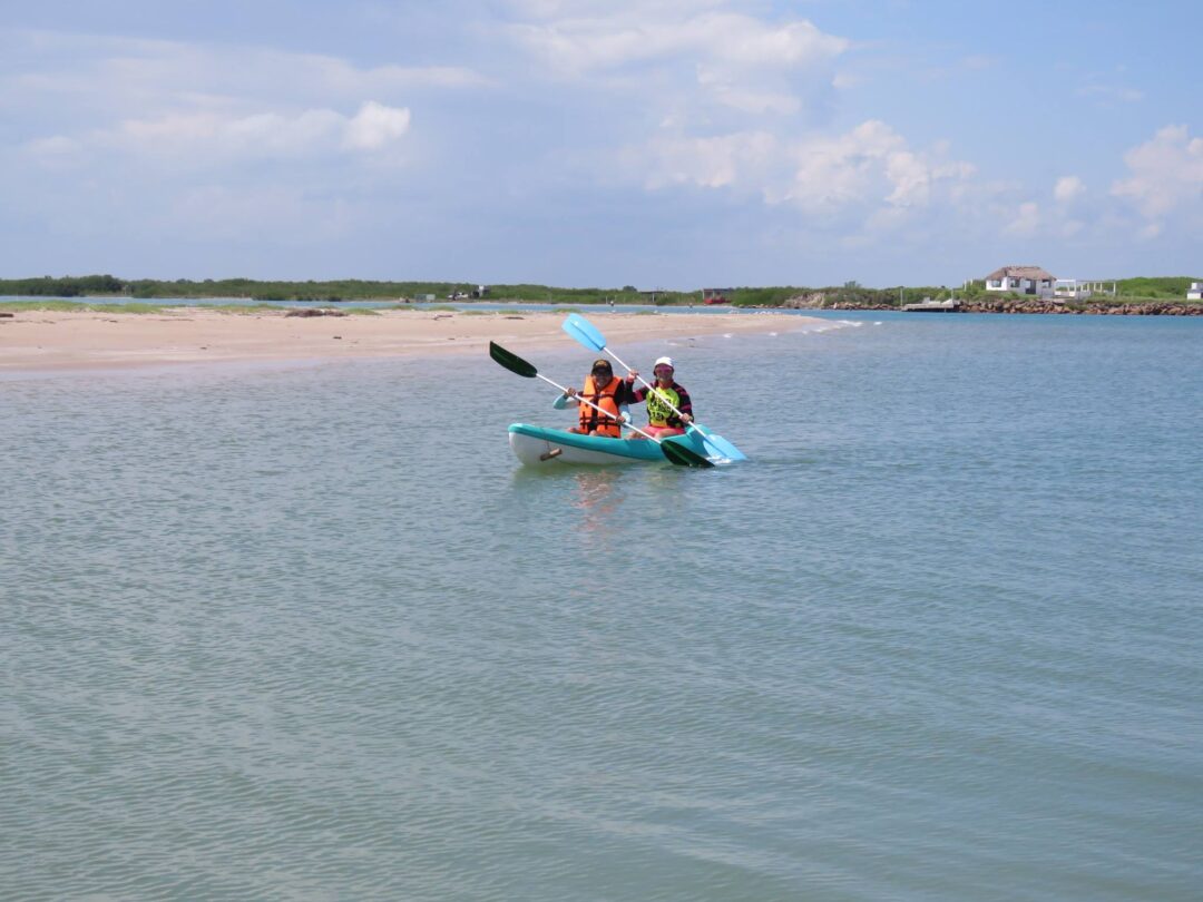 Paseo en Kayak en Playa La Pesca